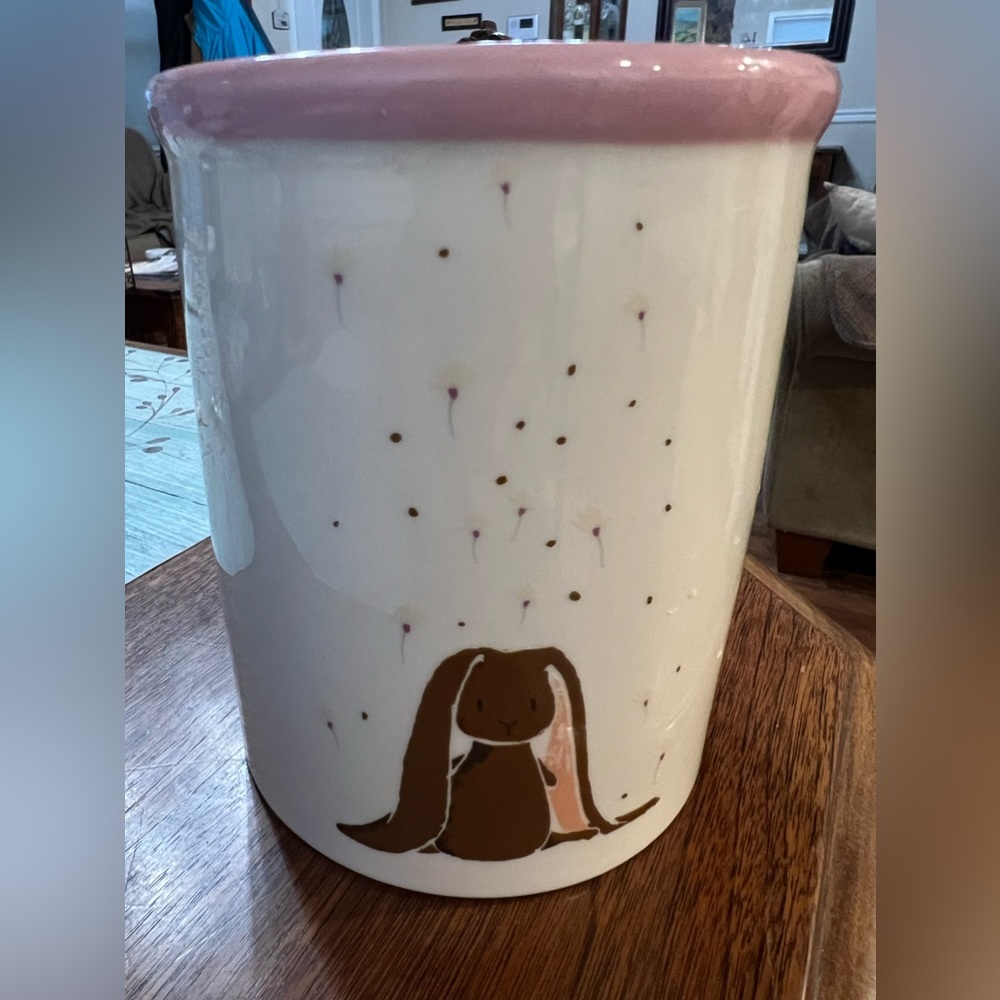 Magenta Easter Themed Utensil Holder